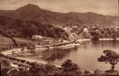 VINTAGE POSTCARD Hendaye Beach the Peak of Haya and Hendaye City Seen of Beautiful Sight