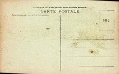 VINTAGE POSTCARD Palate De Fontainebleau Gate of the Court Henri IV