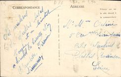 VINTAGE POSTCARD Treport the Large Lighthouse And the Pier