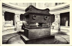 CPA Paris Le Tombeau De Napoleon 1er aux Invalides