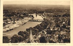 CPA Auxerre Le pont Paul Bert et la passerelle vus du sommet de la cathedrale