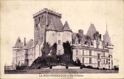CPA La Rochefoucauld Le Chateau