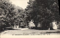VINTAGE POSTCARD Bourbonne Les Bains the Park And I' Town hall