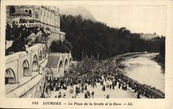 La POSTAL de la VENDIMIA pesada el lugar de la cueva y dio