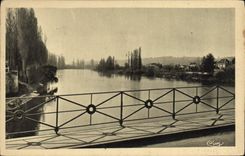 CPA La Haye Descartes Les Bords De La Creuse