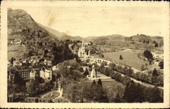 POSTAL de la VENDIMIA pesada la basílica y el martirio vistos del castillo fuerte