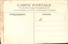 VINTAGE POSTCARD Senate Central House a statue