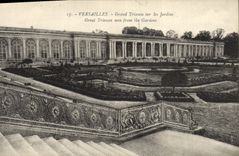 CPA Versailles Grand Trianon Sur Les Jardins