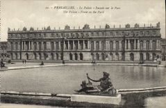 CPA Versailles Le Palais Facade Sur Le Parc