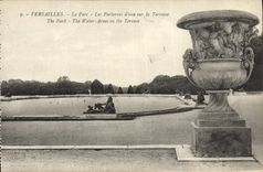 POSTAL Versalles de la VENDIMIA que el agua del parque suela en la terraza