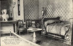 CPA Versailles Palais Du Grand Trianon Chambre a coucher de Napoleon 1er