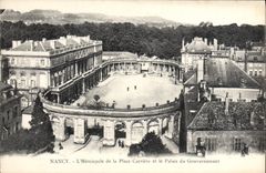 CPA Nancy L'Hemicycle de la Place Carriere et le palais du gouvernement