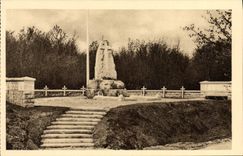 VINTAGE POSTCARD Monument with the Wood of Caures to the memory of colonel Driant Militaria