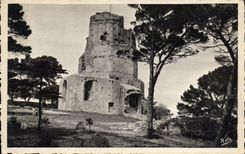 CPA Nimes La Tour Magne
