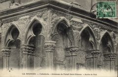 Catedral de la POSTAL de la VENDIMIA de las arcadas ocultas de Bourges del arco santo de Etienne de la puerta de Noah