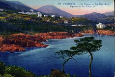 CPA L'Esterel Le Travas La Baie de la Figarette et les villas 