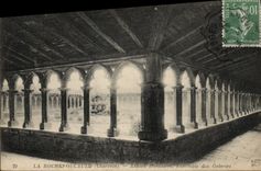 CPA La Rochefoucauld Ancien Monastere Ensemble des galeries