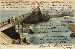 CPA Biarritz Le Rocher de la Vierge et la Passerelle