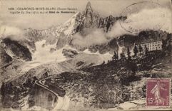 CPA Chamonix Mont Blanc Aiguille du Dru et hotel du Montenvers