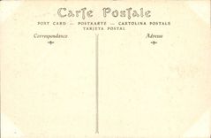 La catedral de la POSTAL de la VENDIMIA de salió Reims de la puerta lateral