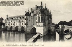 VINTAGE POSTCARD Chenonceaux the Castle Eastern Frontage