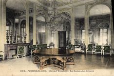 VINTAGE POSTCARD Versailles Large Trianon the Living room Of the Ices