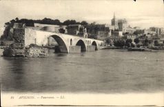 Panorama de Avignon de la POSTAL de la VENDIMIA
