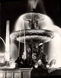 MODERN CARD Paris the Night the Obelisk And the Fountains of the place of the Harmony illuminate