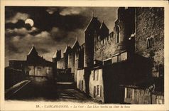 CPA Carcassonne La Cite Les Lices Hautes au Clair de lune