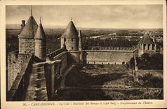 CPA Carcassonne Le Cite Interieur des Remparts Emplacement du theatre