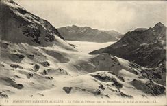 VINTAGE POSTCARD Massive Of Large Russet-red the Valley of Oisans under the fogs and the collar D ela Stage coach