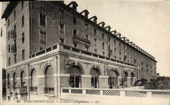 CPA Contrexeville L'Hotel Cosmopotitain