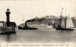 CPA Le Havre Entree des Jetees et la Heve Bateaux