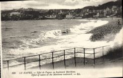 VINTAGE POSTCARD Le Havre Effect Vaguenesses to the maritime Boulevard