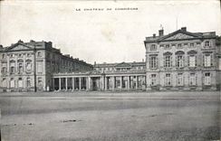 POSTAL de la VENDIMIA el castillo de Compiegne