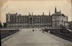 CPA Saint Germain en Laye Le Chateau Facade septentrionale
