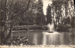 CPA Vichy Bassin dans les Nouveaux Parcs