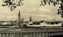 CPA Anvers La rade Bateau