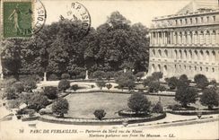 VINTAGE POSTCARD Park of Versailles Floors of North Seen of the Museum