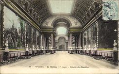 VINTAGE POSTCARD Versailles the Castle Gallery Of the Battles