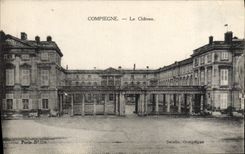 CPA Compiegne Le Chateau