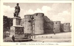CPA Angers La Statue Du Roi Rene Et Le Chateau
