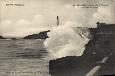 VINTAGE POSTCARD Vague Biarritz Under the Terrace of the hotel of the Palate
