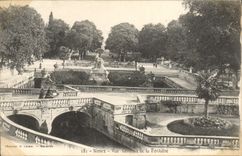CPA Nimes Vue Generale De La Fontaine
