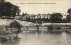 CPA Versailles Facade Du Grand Trianon Et Bras Droit Du Canal