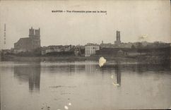 CPA Mantes Vue Densemble Prise Sur La Seine