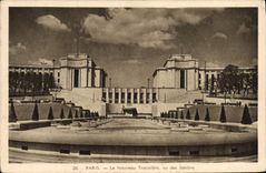 CPA Paris Le Nouveau Trocadero vue des jardins