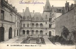 VINTAGE POSTCARD La Rochelle Matson Henri II