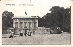 CPA Versailles Le Petit Trianon