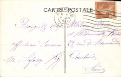 Ataque frontal del edificio de la oficina de correos de Bourges de la POSTAL de la VENDIMIA de la calle media